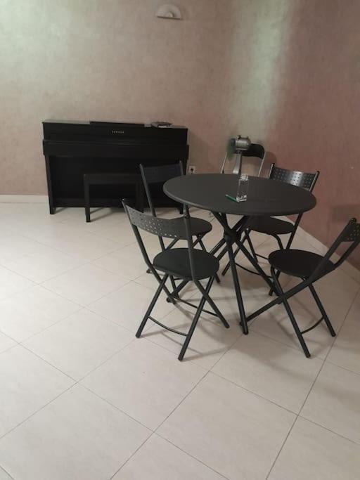 Spacious & Pristine Apartment
